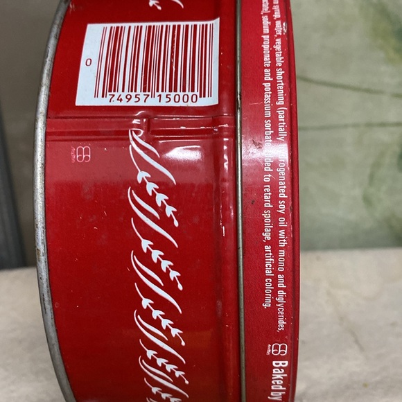 Vintage Shirley Jean Fruit Cake Christmas Tin Container - Picture 2 of 4